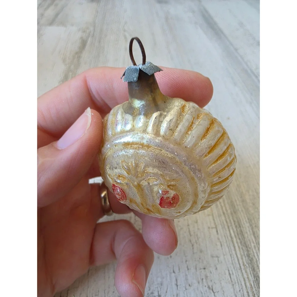Antique flower medallion mercury glass ornament Xmas tree